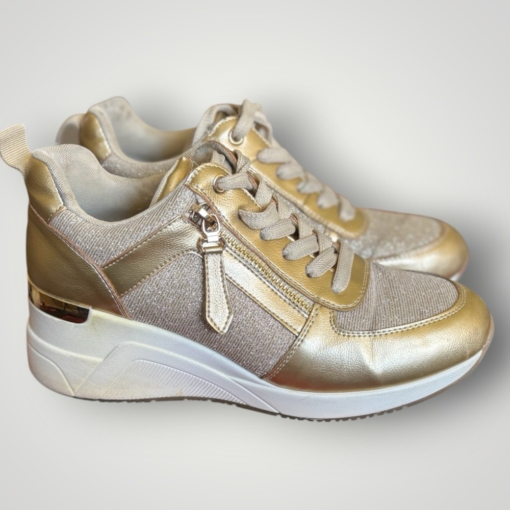 Viscose Gold Metallic Shimmery High Heel Wedge Sneakers Shoes Women’s Size 9